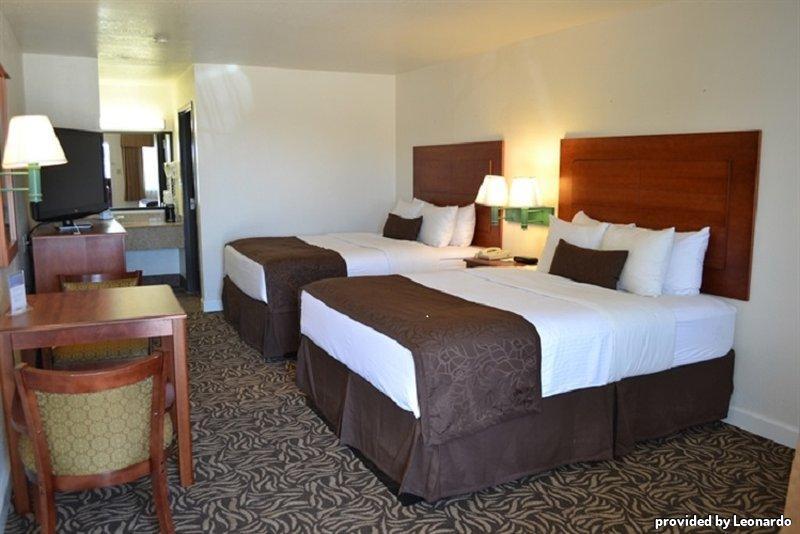 Best Western Regency Inn & Suites Gonzales Exterior photo